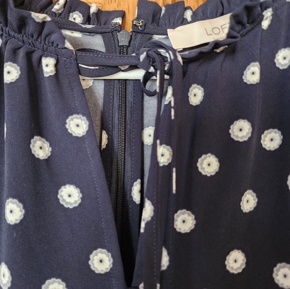 Loft Navy Floral Dress Long Sleeve Size 8 - Picture 4 of 7